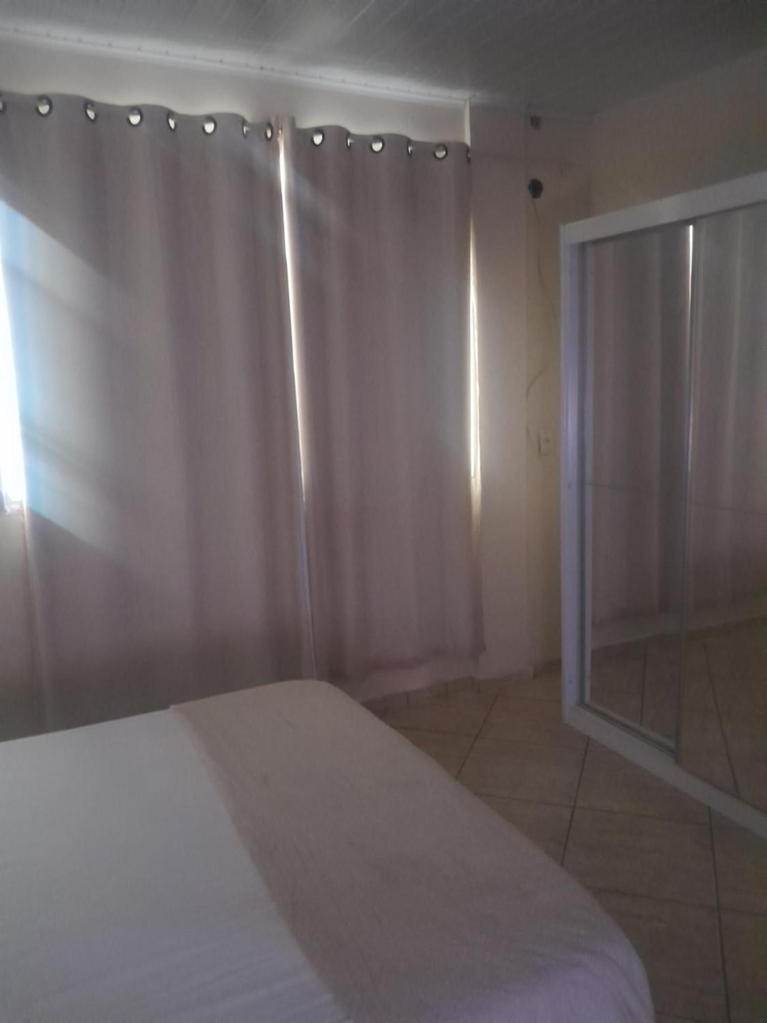 Suites Em Cabo Frio Pensão *